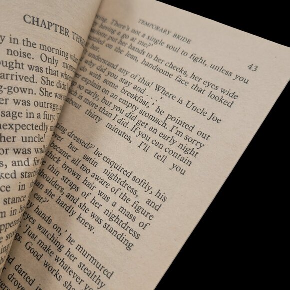 Temporary Bride by Patricia Wilson – Vintage Harlequin Romance Paperback 1989 - Picture 11 of 14